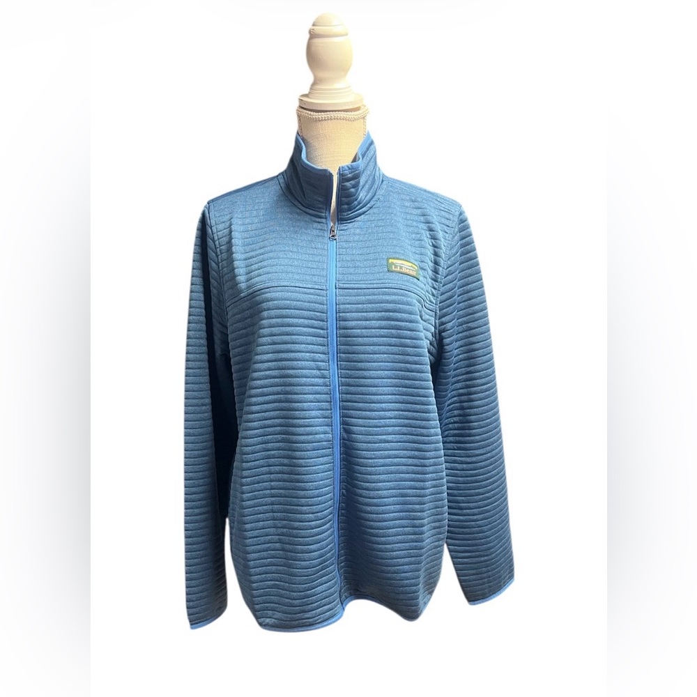 LL‎ bean Airlight Full zip in Ocean Blue